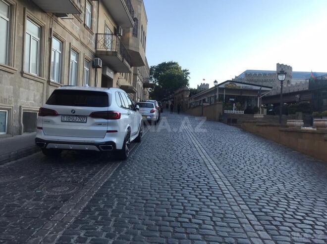 Продаётся 3-комн. вторичка 96 м², м. Ичеришехер, photo 1 from 13