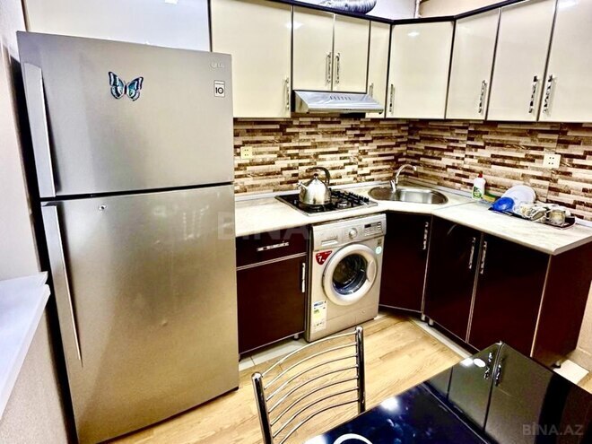 Satılır 3 otaqlı köhnə tikili 80 m², Qara Qarayev m., photo 16 from 24