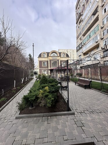 Satılır 6 otaqlı həyət evi/bağ evi 400 m², Badamdar q., photo 4 from 32