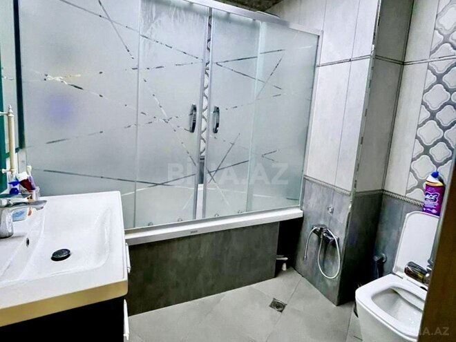 Продаётся 3-комн. новостройка 135 м², м. Кара Караев, photo 18 from 22