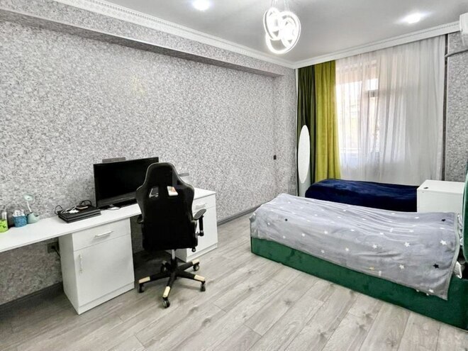 Продаётся 3-комн. новостройка 135 м², м. Кара Караев, photo 10 from 22