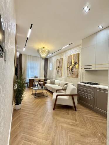 Satılır 2 otaqlı köhnə tikili 50 m², Nizami m., photo 4 from 15