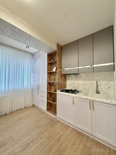 Продаётся 2-комн. вторичка 42 м², м. Элмляр Академиясы, photo 11 from 15