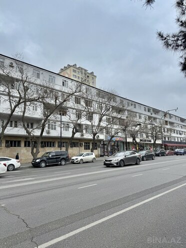 Продаётся 2-комн. вторичка 42 м², м. Элмляр Академиясы, photo 14 from 15