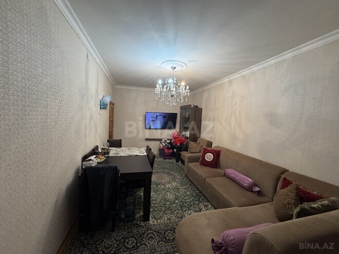 Продаётся 3-комн. вторичка 70 м², м. Ази Асланов, photo 5 from 16