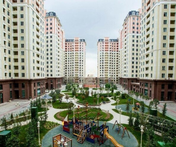 Продаётся 2-комн. новостройка 68 м², м. Элмляр Академиясы, photo 1 from 16