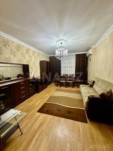Satılır 3 otaqlı köhnə tikili 80 m², Qara Qarayev m., photo 1 from 21