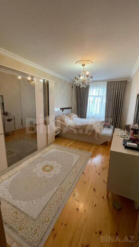 Satılır 5 otaqlı köhnə tikili 130 m², M.Ə.Rəsulzadə q., photo 4 from 14