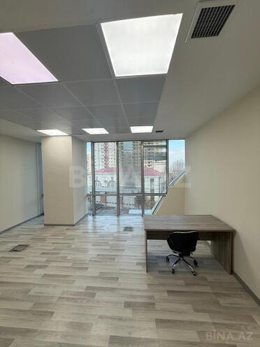Сдаётся 4-комн. офис 115 м², м. Элмляр Академиясы, photo 9 from 26