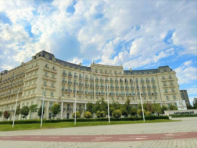 Satılır  obyekt 290 m², Ağ şəhər q., photo 1 from 9