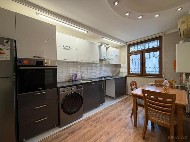 Satılır 3 otaqlı köhnə tikili 65 m², Bakıxanov q., photo 6 from 17