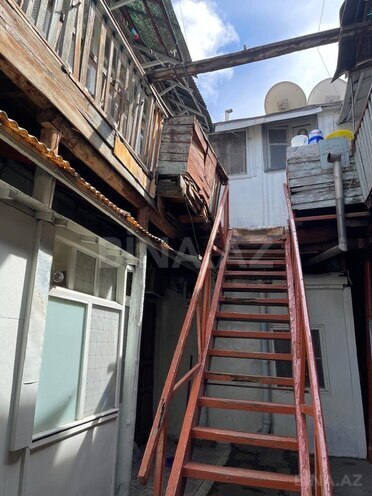 Satılır 10 otaqlı həyət evi/bağ evi 200 m², 28 May m., photo 4 from 32