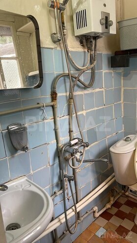 Satılır 10 otaqlı həyət evi/bağ evi 200 m², 28 May m., photo 17 from 32