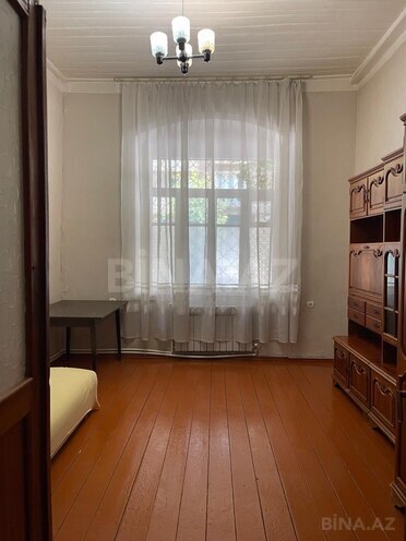 Satılır 10 otaqlı həyət evi/bağ evi 200 m², 28 May m., photo 27 from 32