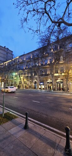 Satılır 3 otaqlı köhnə tikili 80 m², Sahil m., photo 6 from 32