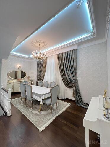 Продаётся 7-комн. дом/дача 550 м², пос. Бадамдар, photo 9 from 32