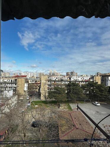 Satılır 1 otaqlı köhnə tikili 25 m², Elmlər Akademiyası m., photo 12 from 15