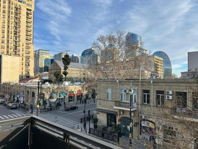 İcarəyə verilir 2 otaqlı köhnə tikili 60 m², Sahil m., photo 17 from 22