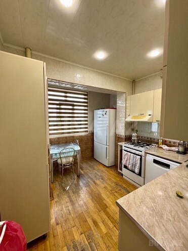 Продаётся 5-комн. вторичка 120 м², м. Ази Асланов, photo 4 from 15