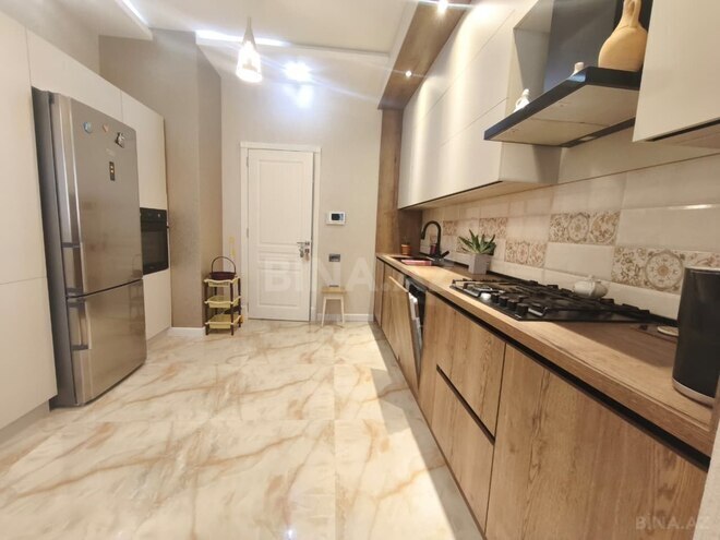 Сдаётся 3-комн. новостройка 140 м², м. 28 мая, photo 4 from 26