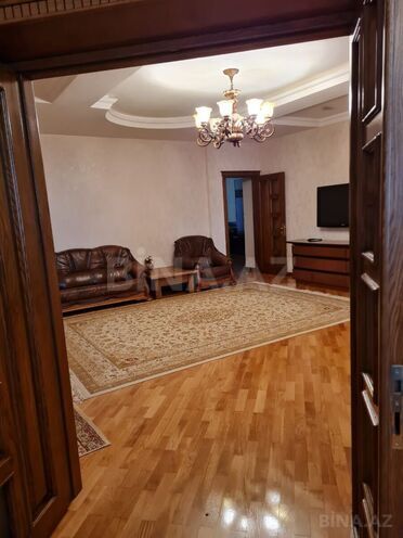 Satılır 4 otaqlı yeni tikili 145 m², İnşaatçılar m., photo 3 from 25