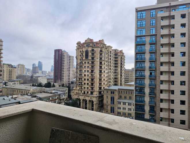 Продаётся 2-комн. новостройка 66 м², м. Низами, photo 3 from 11