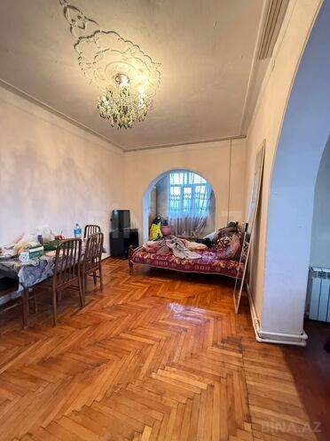 Продаётся 1-комн. вторичка 45 м², м. Иншаатчылар, photo 5 from 10