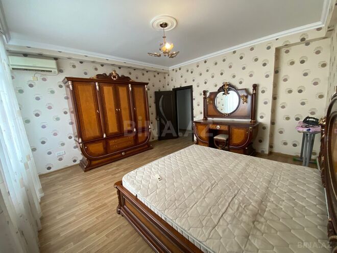 Сдаётся 3-комн. новостройка 140 м², м. 8 ноября, photo 8 from 14