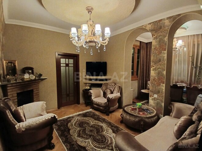 Продаётся 3-комн. вторичка 102 м², м. Ичеришехер, photo 4 from 22