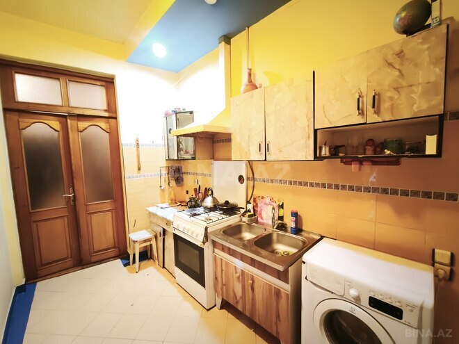 Satılır 2 otaqlı köhnə tikili 54 m², Sahil m., photo 14 from 21