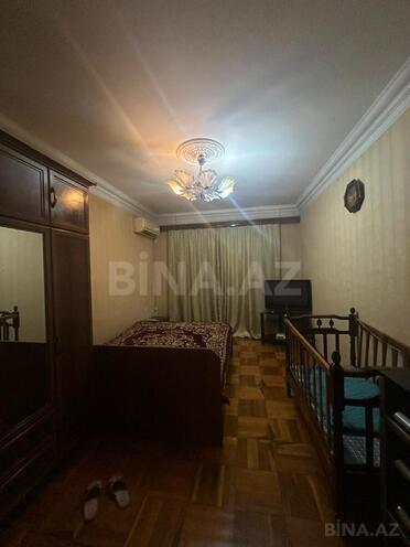 Satılır 4 otaqlı köhnə tikili 100 m², Xalqlar Dostluğu m., photo 7 from 11