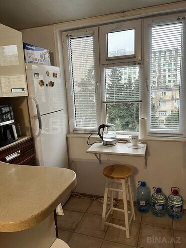 Satılır 2 otaqlı köhnə tikili 40 m², İnşaatçılar m., photo 12 from 21