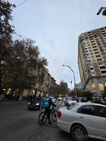 İcarəyə verilir  obyekt 240 m², 28 May m., photo 16 from 28