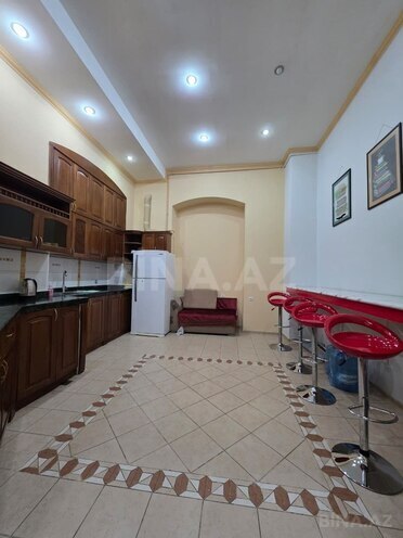 İcarəyə verilir  obyekt 240 m², 28 May m., photo 27 from 28