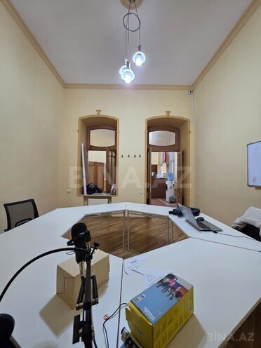 İcarəyə verilir  obyekt 240 m², 28 May m., photo 12 from 28