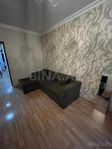 Сдаётся 2-комн. вторичка 70 м², м. Нариман Нариманов, photo 1 from 11