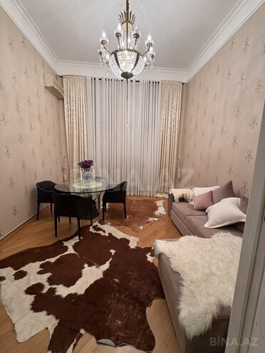 Сдаётся 2-комн. вторичка 68 м², м. Ичеришехер, photo 7 from 28