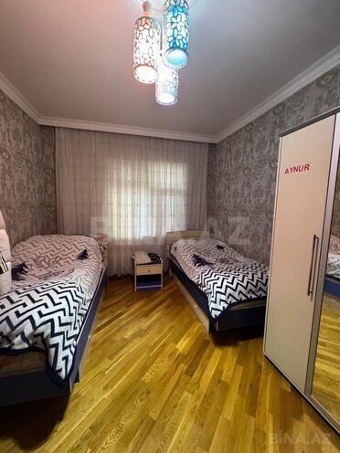 Satılır 4 otaqlı köhnə tikili 105 m², 20 Yanvar m., photo 11 from 12