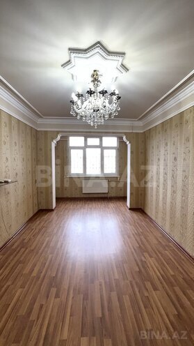 Satılır 3 otaqlı köhnə tikili 72 m², Köhnə Günəşli q., photo 3 from 19