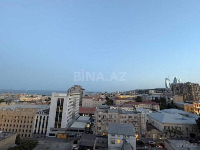 Сдаётся 2-комн. новостройка 75 м², м. Ичеришехер, photo 8 from 10