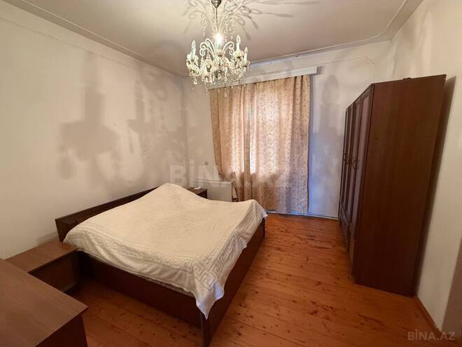 Satılır 12 otaqlı həyət evi/bağ evi 800 m², Novxanı q., photo 18 from 28