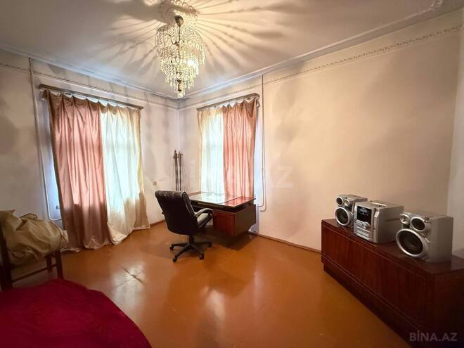 Satılır 12 otaqlı həyət evi/bağ evi 800 m², Novxanı q., photo 22 from 28