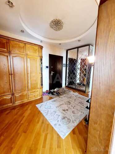 Сдаётся 3-комн. новостройка 140 м², м. Низами, photo 10 from 20
