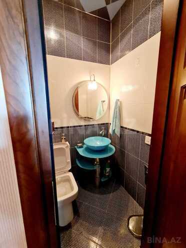 Сдаётся 3-комн. новостройка 140 м², м. Низами, photo 16 from 20
