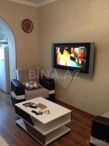 Сдаётся 3-комн. вторичка 60 м², м. Ичеришехер, photo 6 from 27