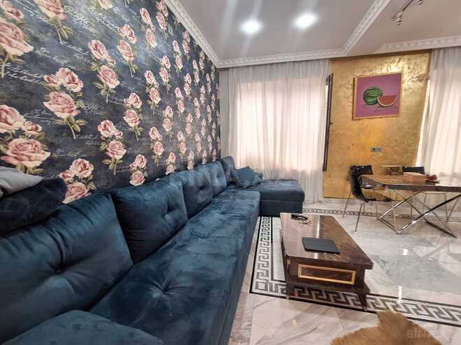 Satılır 4 otaqlı köhnə tikili 120 m², Sahil m., photo 3 from 24
