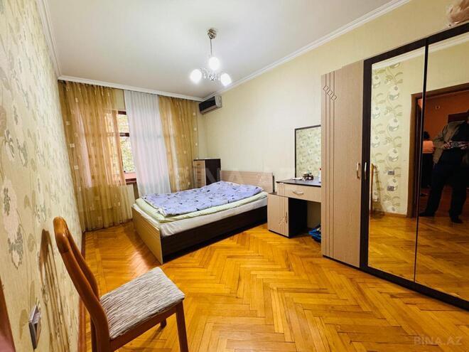 Satılır 3 otaqlı köhnə tikili 105 m², Nizami m., photo 7 from 19