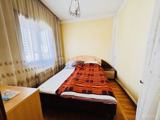 Продаётся 4-комн. вторичка 92 м², м. Ичеришехер, photo 7 from 16