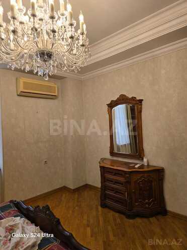Сдаётся 4-комн. вторичка 250 м², м. 28 мая, photo 14 from 30