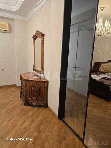 Сдаётся 4-комн. вторичка 250 м², м. 28 мая, photo 20 from 30